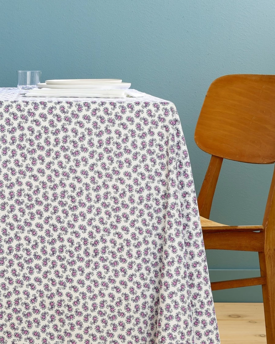 J.Crew White and Purple Paisley Pattern Tablecloth