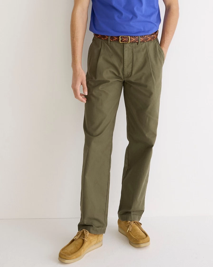 J.Crew Men's Classic Relaxed-Fit Pleated Chino Pants in Dill