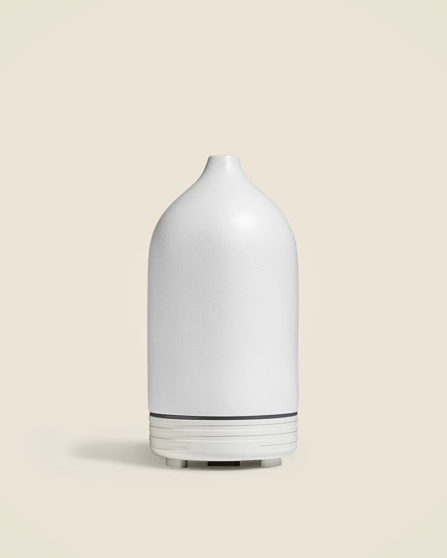 J.Crew White Ceramic Ultrasonic Essential Oil Diffuser - Aromatherapy Humidifier by Campo®