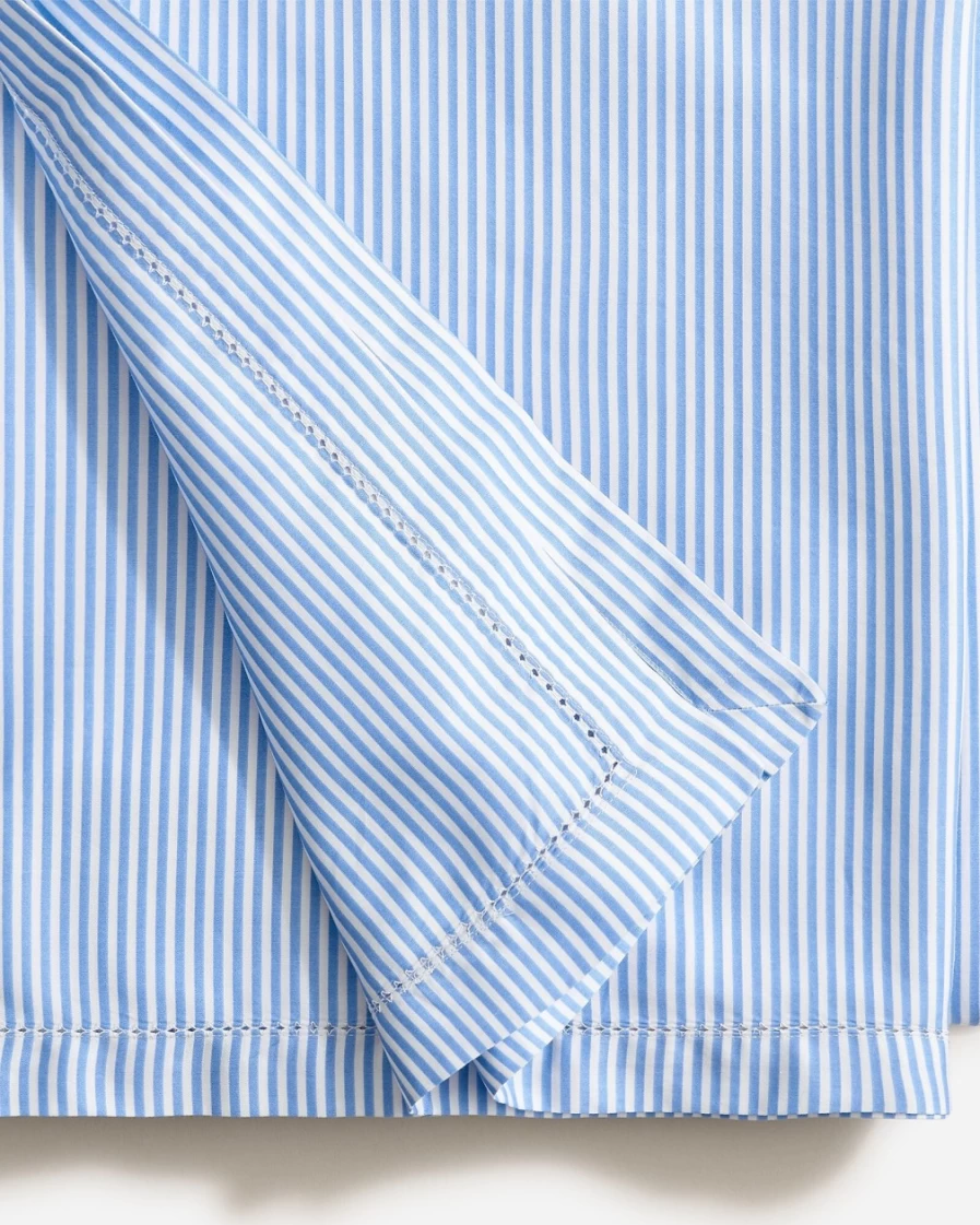 J.Crew Pale Seascape Seersucker Striped Tablecloth – Heritage Design